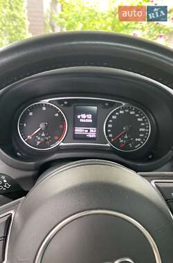 Хэтчбек Audi A1 2015 в 