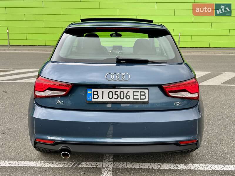 Хэтчбек Audi A1 2015 в Киеве
