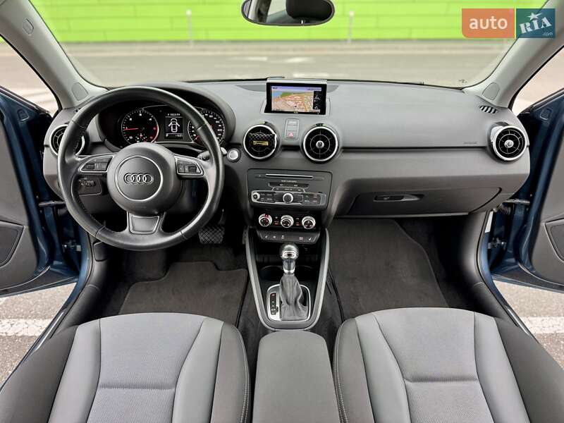 Хэтчбек Audi A1 2015 в Киеве