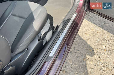 Хэтчбек Audi A1 2011 в 
