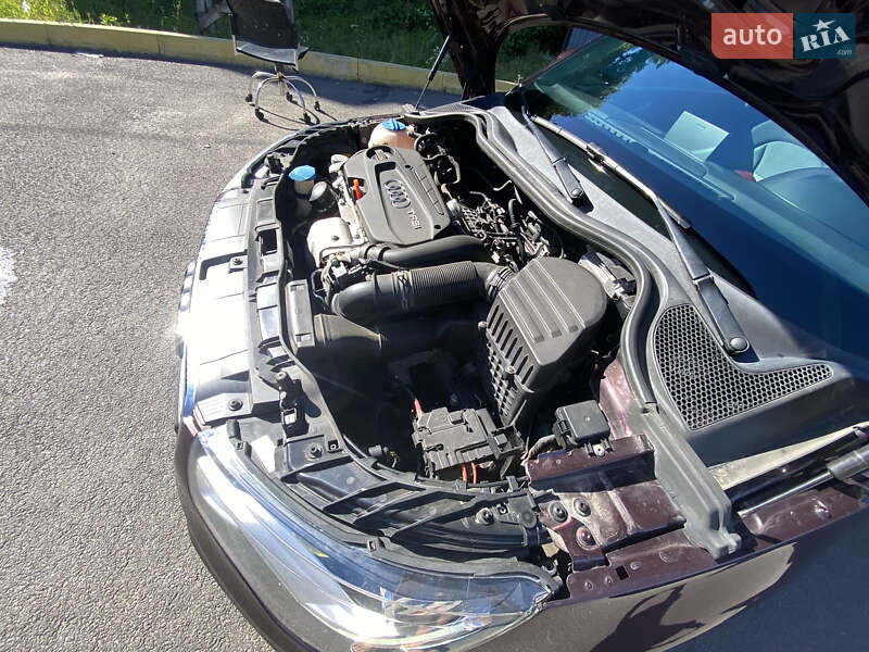 Хэтчбек Audi A1 2011 в Ужгороде