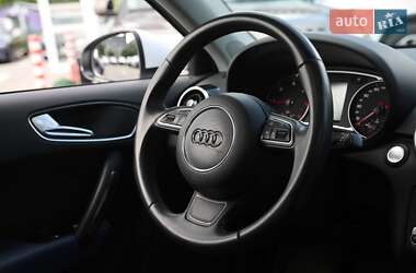 Хэтчбек Audi A1 2015 в 