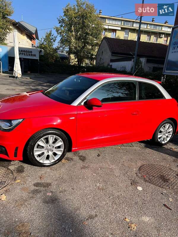 Хэтчбек Audi A1 2011 в Киеве