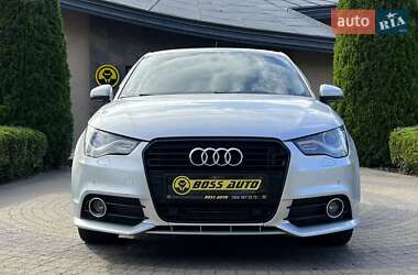 Хэтчбек Audi A1 2013 в 
