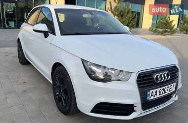 Хэтчбек Audi A1 2013 в 
