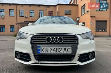 Хэтчбек Audi A1 2012 в 