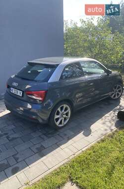 Хэтчбек Audi A1 2015 в 