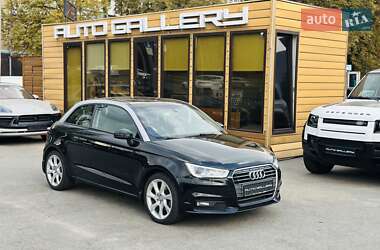 Хэтчбек Audi A1 2015 в Киеве