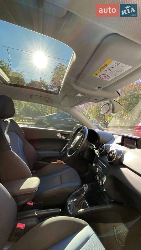 Хэтчбек Audi A1 2015 в Киеве фото 11 Хэтчбек Audi A1 2015 в Киеве