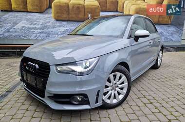 Хетчбек Audi A1 2012 в 