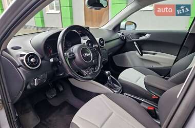 Хетчбек Audi A1 2012 в 