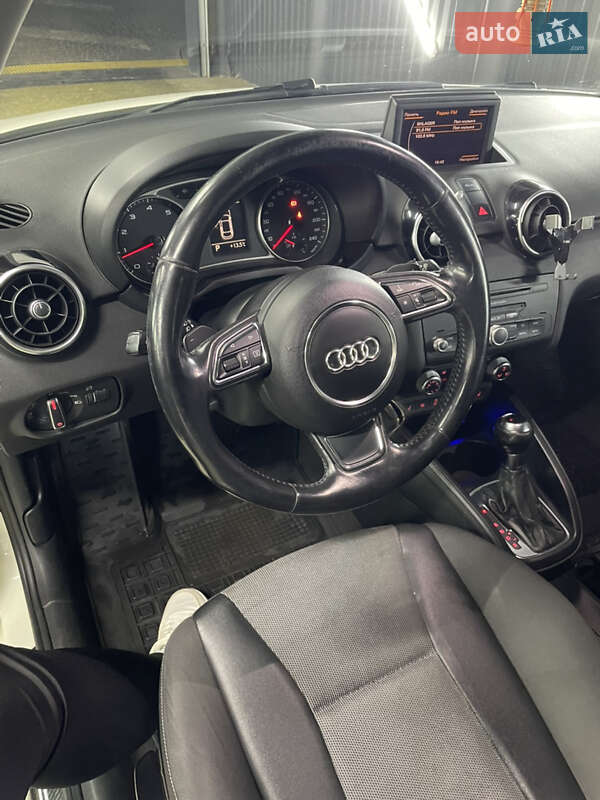 Хэтчбек Audi A1 2011 в Кривом Роге