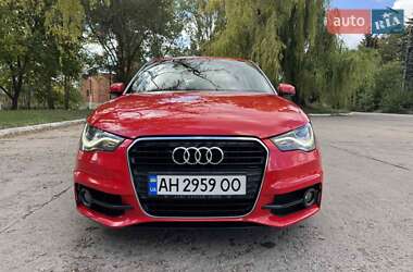 Хэтчбек Audi A1 2011 в 