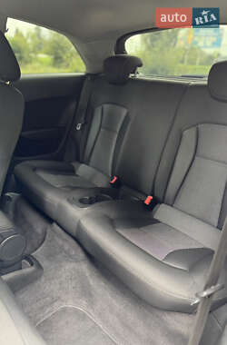 Хэтчбек Audi A1 2011 в 