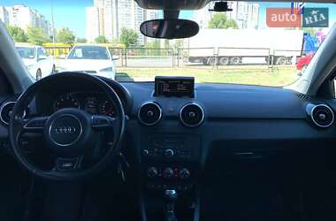 Хетчбек Audi A1 2011 в 