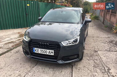 Хэтчбек Audi A1 2015 в Каменском