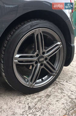 Хэтчбек Audi A1 2015 в Каменском