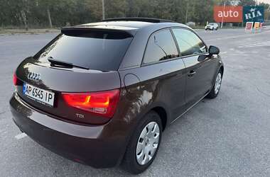 Хетчбек Audi A1 2012 в 