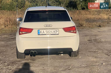 Хетчбек Audi A1 2011 в 