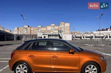 Хетчбек Audi A1 2013 в 