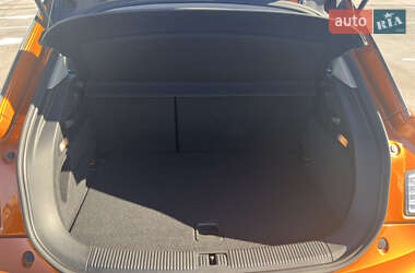 Хетчбек Audi A1 2013 в 