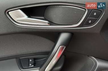 Хетчбек Audi A1 2011 в 