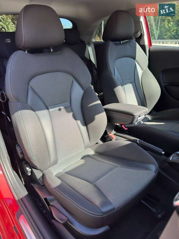 Хэтчбек Audi A1 2015 в Киеве фото 29 Хэтчбек Audi A1 2015 в Киеве