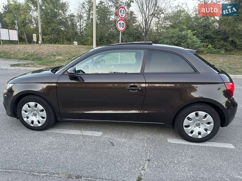 Хетчбек Audi A1 2012 в Запоріжжі