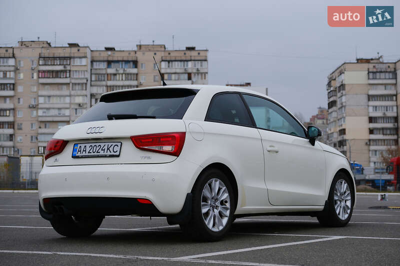 Хетчбек Audi A1 2010 в Києві