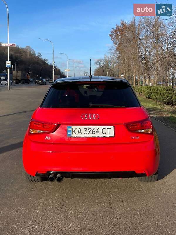 Хэтчбек Audi A1 2013 в Киеве