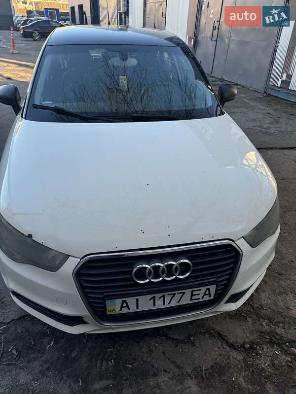Хэтчбек Audi A1 2012 в Киеве
