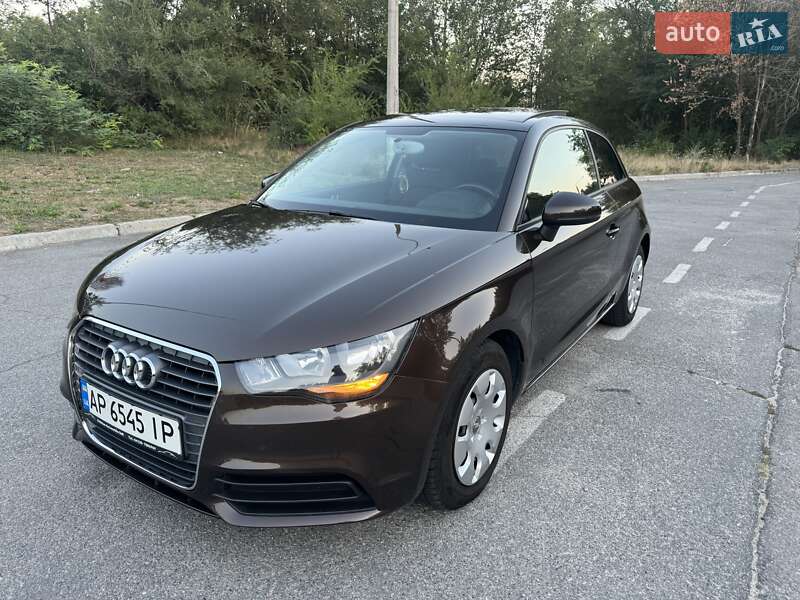 Хэтчбек Audi A1 2012 в Запорожье