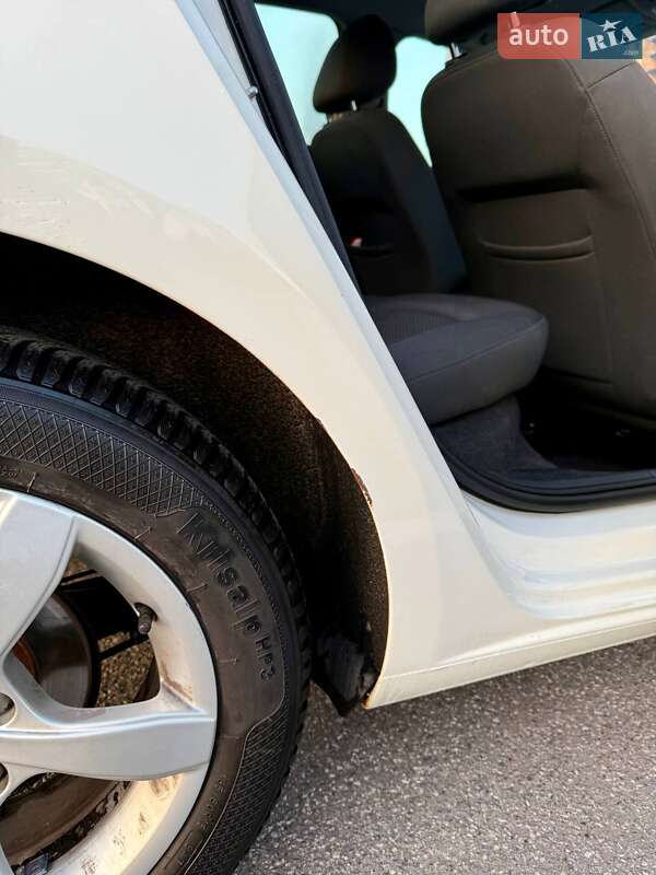 Хэтчбек Audi A1 2012 в Киеве