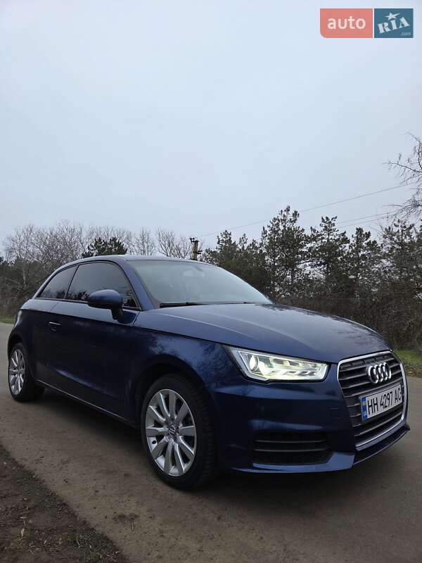 Хетчбек Audi A1 2010 в Києві