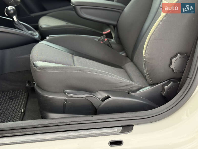 Хетчбек Audi A1 2010 в Харкові