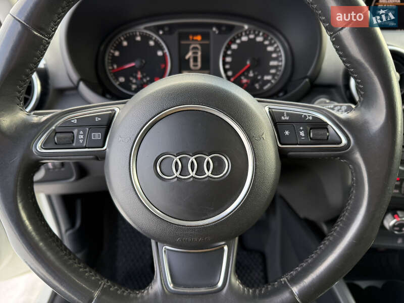 Хетчбек Audi A1 2010 в Харкові