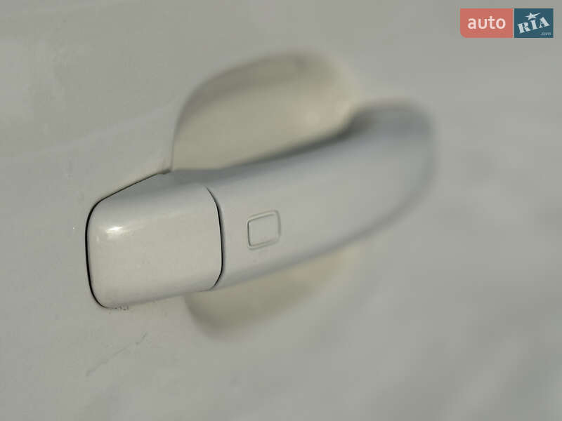 Хетчбек Audi A1 2010 в Харкові