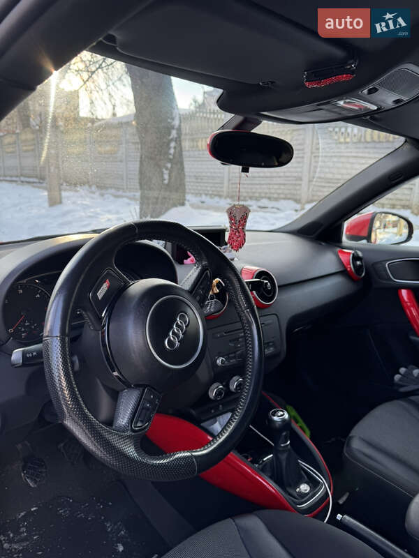 Хэтчбек Audi A1 2011 в Хмельницком