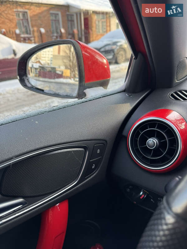 Хэтчбек Audi A1 2011 в Хмельницком