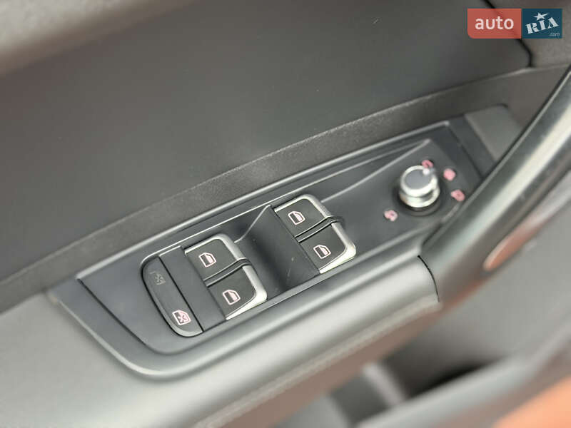 Хэтчбек Audi A1 2015 в Ровно
