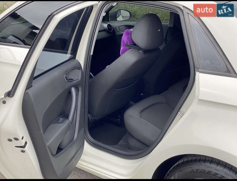 Хэтчбек Audi A1 2013 в Киеве фото 13 Хэтчбек Audi A1 2013 в Киеве