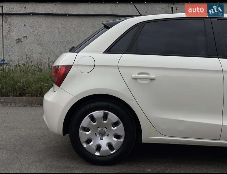 Хэтчбек Audi A1 2013 в Киеве фото 22 Хэтчбек Audi A1 2013 в Киеве