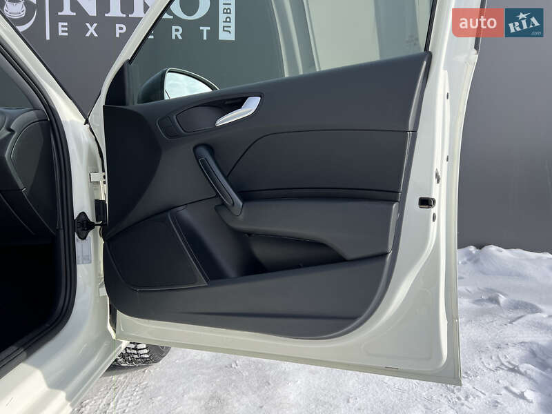 Хэтчбек Audi A1 2013 в Львове