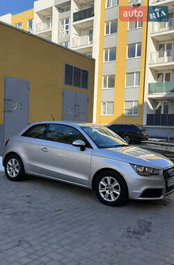 Хэтчбек Audi A1 2011 в Одессе