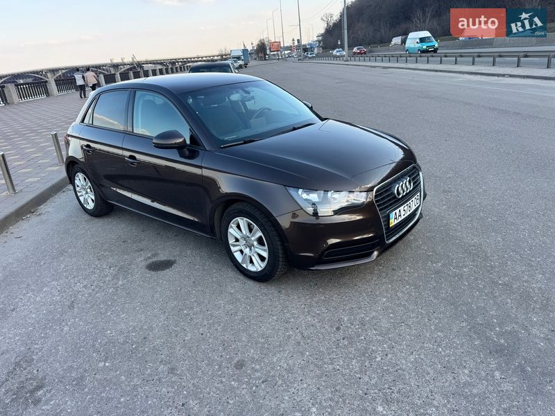 Хэтчбек Audi A1 2013 в Киеве