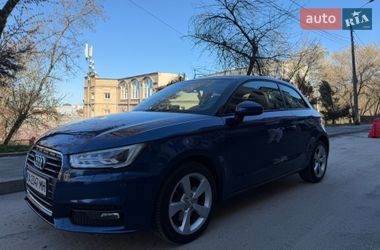 Хэтчбек Audi A1 2015 в Киеве