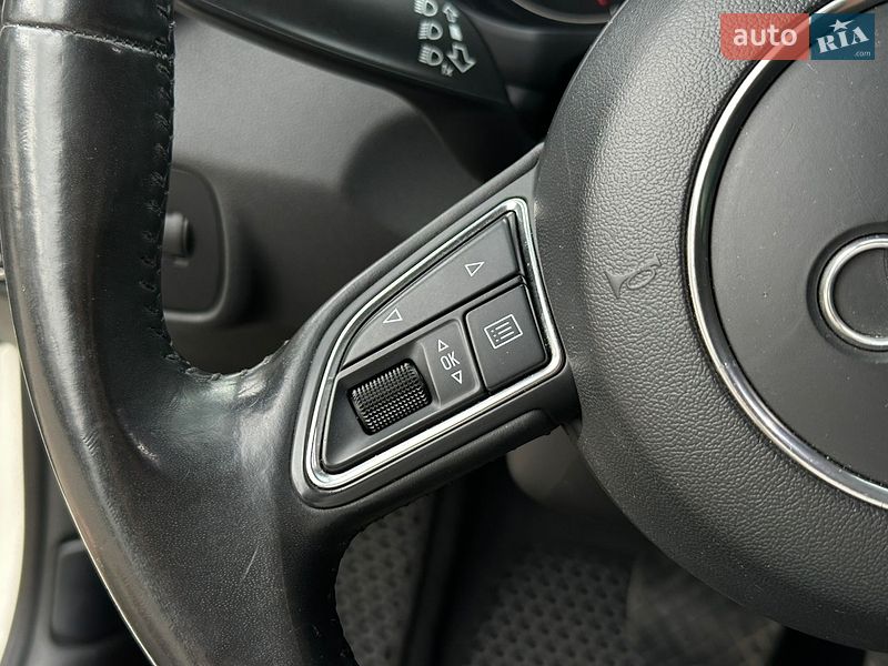 Хэтчбек Audi A1 2010 в Харькове
