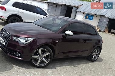 Хэтчбек Audi A1 2011 в Мукачево
