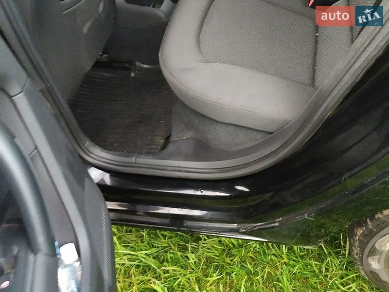 Хэтчбек Audi A1 2013 в Ахтырке