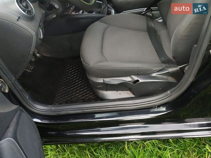 Хэтчбек Audi A1 2013 в Ахтырке